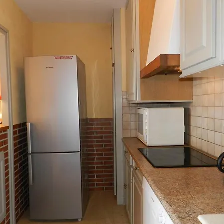 Le Lavandou, 2 Pieces, 4 Personnes - Fr-1-251-613 Apartment Le Lavandou